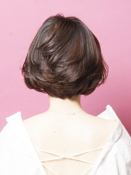 アンダートゥリー(_TREE) 【_TREE/七浦彩香】大人のショート「フェミニン×ガーリー」