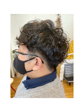 キキ 美容室(KIKI) メンズパーマ