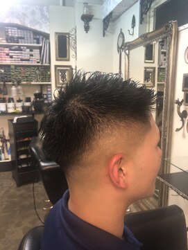 ヘアー ラウンジ アート(HAIR LOUNGE ART) スキンフェード