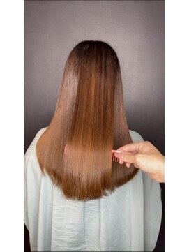 サローネデ アグスティナ バイ サンバンチ(salones de agustina by sanbanchi) 【明石大久保】テラコッタブラウン×酸熱トリートメント