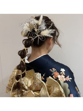 ドット ヘアー(dot.hair) 水引と金箔とロープを使ったヘアセット