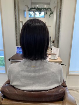 アドラーブル はなみずき店(adorable) 【切りっぱなし外ハネボブ】【暗髪カラー】20代30代