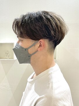 ラベスト バイ セロ 池袋メトロポリタン前(LOVEST by CERO) 韓国センターパート 韓国カット/韓国/メンズヘアスタイル