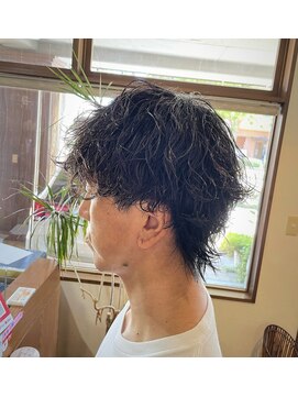 ヘアーパラディ hair paradis 波巻きスパイラルウルフ