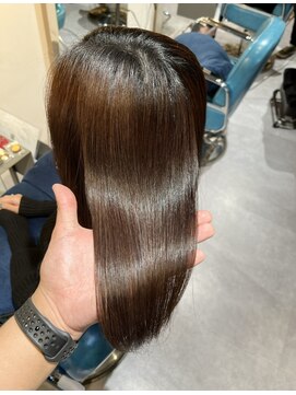 リラエ(Lyrae) 縮毛矯正/髪質改善/美髪カラー/トリートメント【大阪/西梅田】