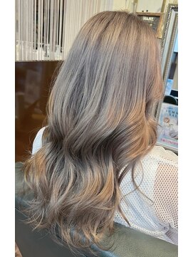 リンイチマルサン(Lin.103) 【プリン解消！外国人風シャドールーツ】　山下泰世