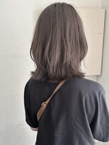 キャンバス バイ ネオリーブ 横浜西口(Canvas by neo.)&nbsp;くびれミディ ブリーチなしカラ- グレージュ 横浜レイヤーカット