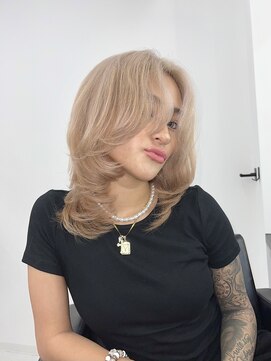 エゴ 池袋(EGO) 10代20代30代外国人風ブロンドレイヤーカット