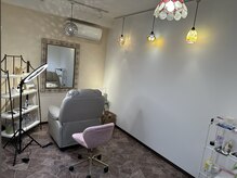 アトリエレゴ(atelier REGO)の雰囲気（サロン内個室にてパリジェンヌまつ毛パーマ&アイブロウも施術☆）