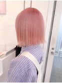 ハイトーンピンク 切りっぱなしボブ ブリーチカラー