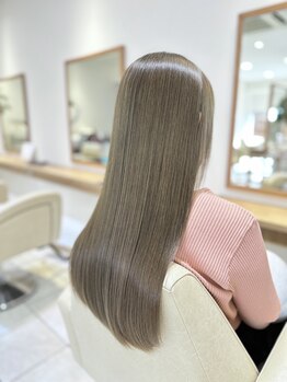 プリーク(preak)の写真/ダメージレスにこだわった施術で理想のツヤ・潤いのある柔らかでナチュラルな仕上がりが長続き♪