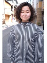 マレ(MARAIS) ボリューム感たっぷりスパイラルパーマ