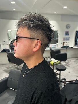 メンズサロン キング 枚方店(Men’s salon K!ng) 波巻きツイストスパイラルパーマ/フェザーパーマ/眉毛/メンズ