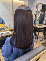 ヘアリゾート粋 新宿三丁目本店&nbsp;深みブラウン/ナチュラルストレート/髪質改善