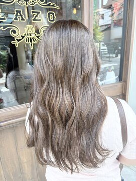 ラソ バルコ(LAZO barco) ブリーチあり柔らかグレージュカラーロングヘア