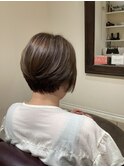 ショートボブ