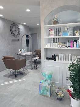 ヘアーズ ブランカ(hair s Branca)の写真/【貸し切り＊お一人様上質空間】カウンセリングから仕上げまで一人のスタイリストがマンツーマンで担当♪