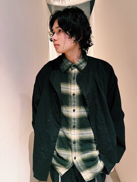 ミディアムパーマスタイル