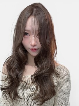 ジゼル(GiseL) グレージュ 低めレイヤー
