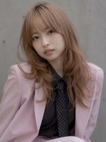 ソレイユトウキョウシブヤ(SOLEIL TOKYO shibuya)&nbsp;ロングレイヤーミルクティーベージュハイトーンブリーチ顔周り