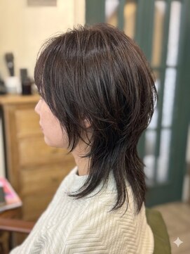 ソレイユ 新宿御苑前 (SOLEIL) 軽いけどボリュームの出るウルフレイヤー