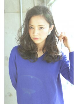 イル(I'LL) i'LL 　黒髪　セクシークールロング