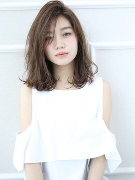 ジアン バイ ミルボン NU茶屋町+(GIEN by milbon) レイヤー隠れるAライン長め斜めバングミディ