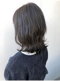 ダークグレージュ×ハイライト
