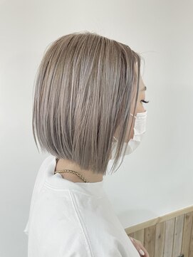 ノーム 横浜(NORM) ブリーチオンベージュカラー ダブルカラー