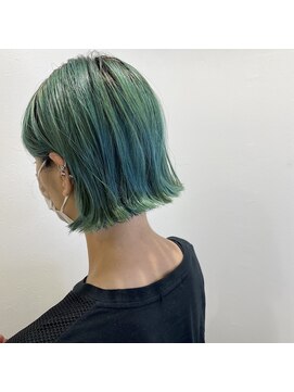 アース 三軒茶屋店(HAIR&MAKE EARTH) ダークモスグリーン