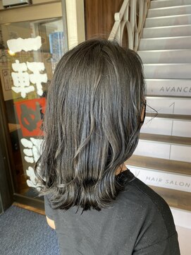 アヴァンス 天王寺店(AVANCE.) ブルーブラック×透明感