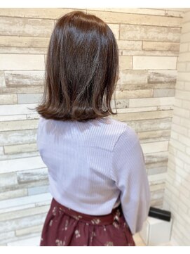 マーリャヘアー(mallia hair) くびれミディアム