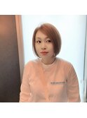 ショートボブ