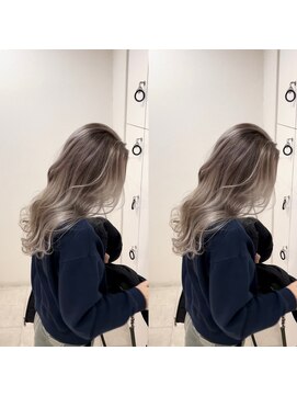 ロロ(LoLo.) ベージュ系バレイヤージュ