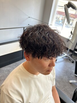 ブライト(Bright) 波巻きスパイラル×刈り上げマッシュ