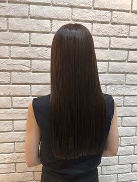 フルミー(fulme.) 艶髪は○○を使え！30代の最高級のツヤ髪の秘訣！