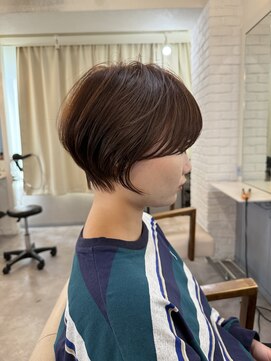 トッカ ヘアアンドトリートメント 難波店 小顔似合わせカット愛されクールショート20代/30代40代50代/難波