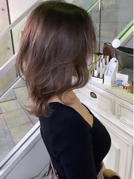 ハイク(HYKE)の写真/大人女性の理想に寄り添い、品のあるカラーが叶うサロン◇ファーストグレイもワンランク上の仕上がりに