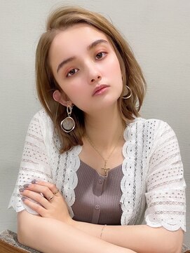 ウシワカマル ミライ(USHIWAKAMARU MIRAI) 切りっぱなしボブ