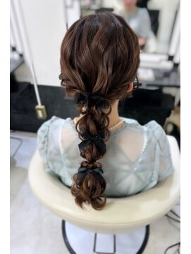 ベルグロー(BELLEGROW) 編みおろし/お呼ばれヘア/ゆるふわ