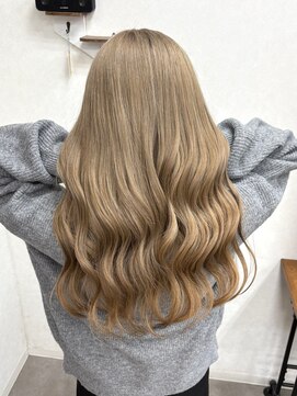 リングバイモアムー(Ring by Moremuu) ミルクティーブリーチカラーグレージュ