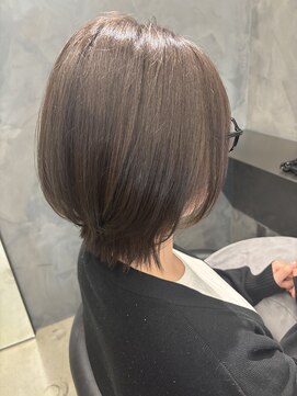 ユウシヘアー(Yushi Hair) 暗めのグレージュとレイヤーボブ
