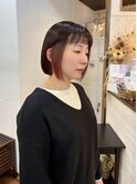 【大人女性に人気◎さりげないインナーカラー×ミニボブ】