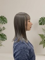 ゼル イオンタウン名西(ZELE)&nbsp;長めボブのグレージュヘアカラー