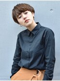 アレンジを楽しむマッシュショート