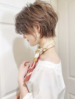 大人可愛い小顔前髪長めショートボブアッシュブラウンネオウルフ