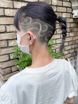 【roijir 山岸】スキンフェード女子 刈り上げ女子 ドラケンヘア