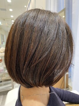 ヒアカアヴェダ 天神VIORO (Heaka AVEDA) ボブ【３０代/４０代/艶カラー/艶トリートメント】Ｄ