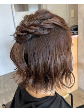 グータン(GOUTAN) 結婚式のお呼ばれアレンジ ハーフアップ