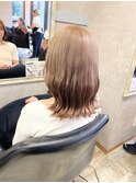 ミルクティーベージュ